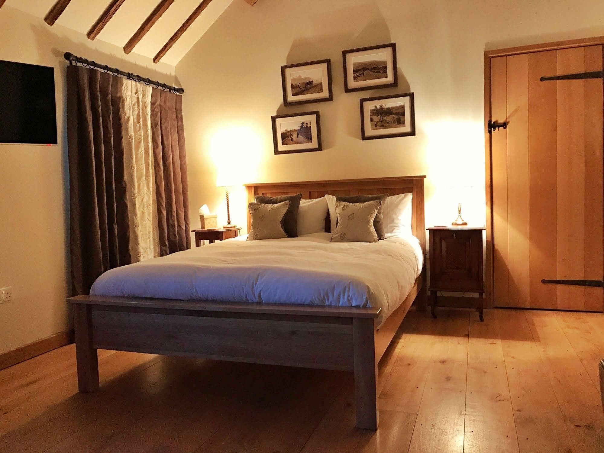 Manor Farm-mk Self-contained Serviced *